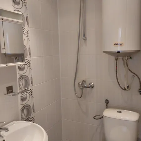 Sunshine Apartment *